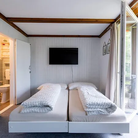 Balcony And Terrace With View And 15min To Interlaken דירה