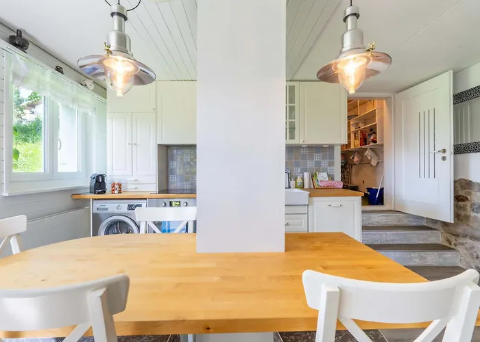 Balcony And Terrace With View And 15min To Interlaken * Beatenberg