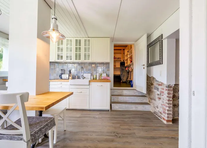 Balcony And Terrace With View And 15min To Interlaken Beatenberg