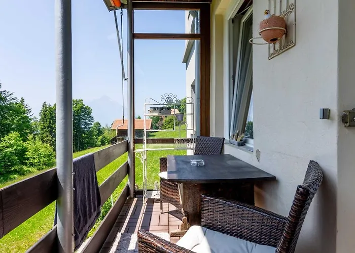 Balcony And Terrace With View And 15min To Interlaken Lejlighed Beatenberg