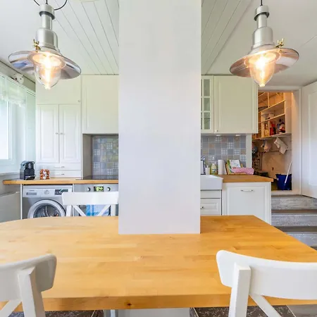 Balcony And Terrace With View And 15min To Interlaken * Beatenberg